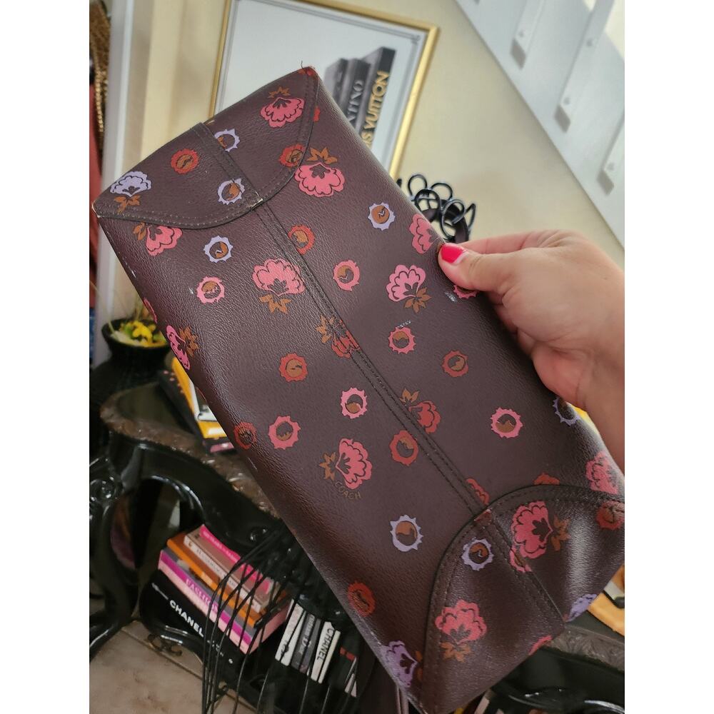 Coach Reversible City Tote & pouch - Picture 7 of 12